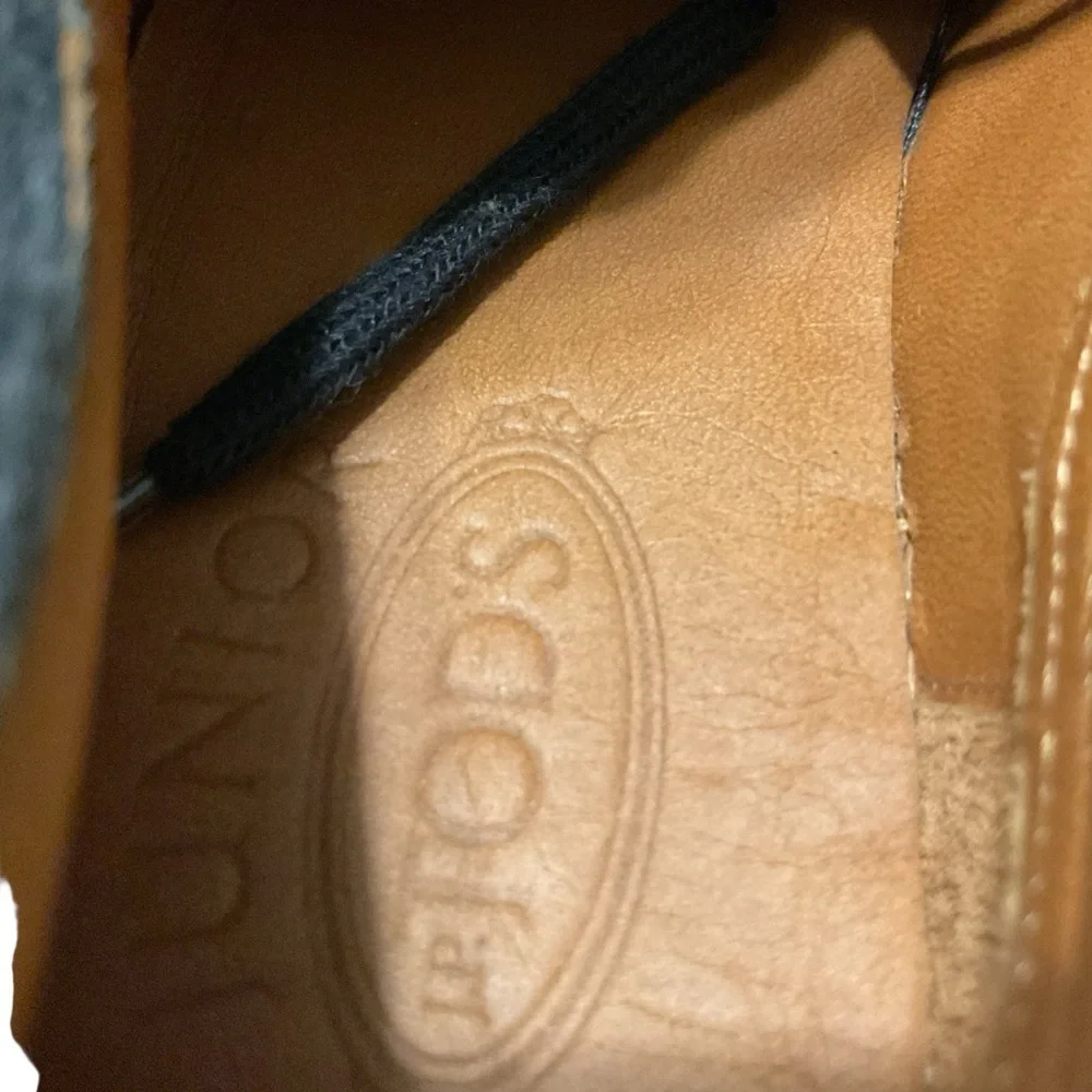 Tod’s Junior Oxford blue suede Leather Shoes size‎ 32